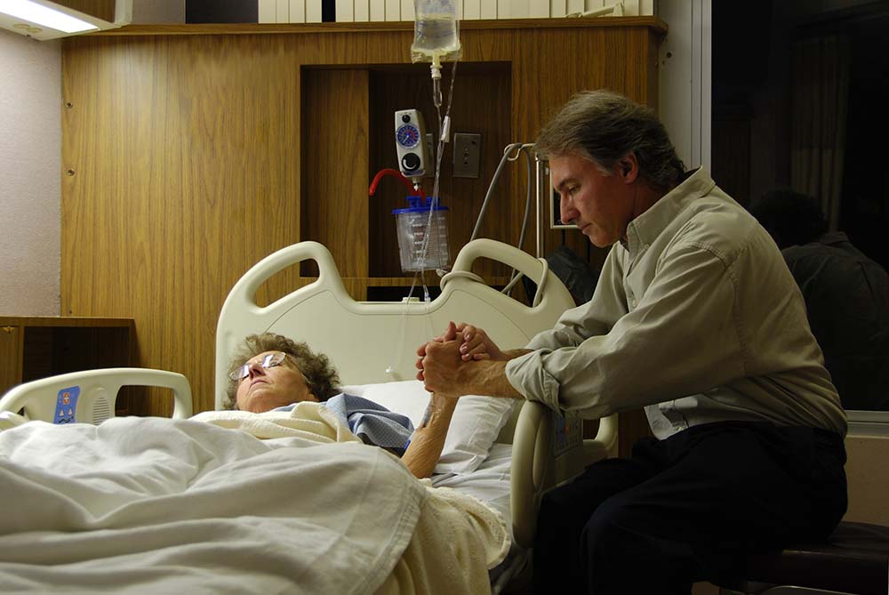 5 Crucial Things to Consider Telling Your Parents Before They Pass