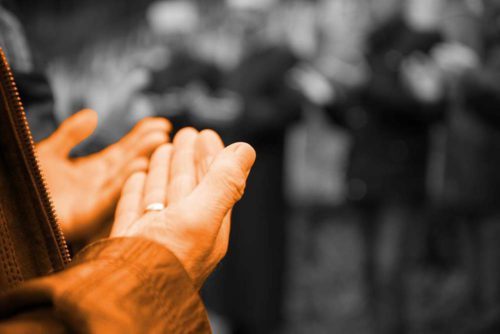 What to Expect When Attending a Muslim Funeral